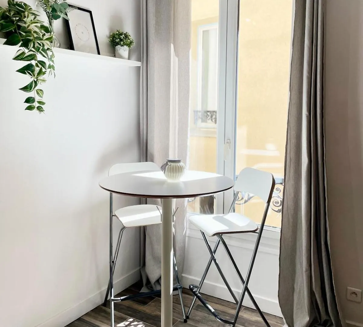 Cosy Flat Bastille & Marais - Wifi Fibre & Netflix Paris Apartment