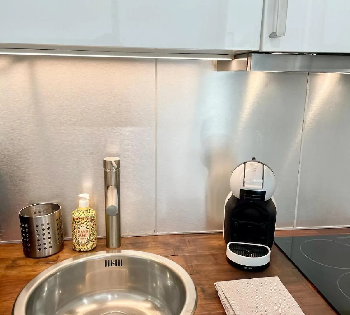 Daire Cosy Flat Bastille & Marais - Wifi Fibre & Netflix Paris