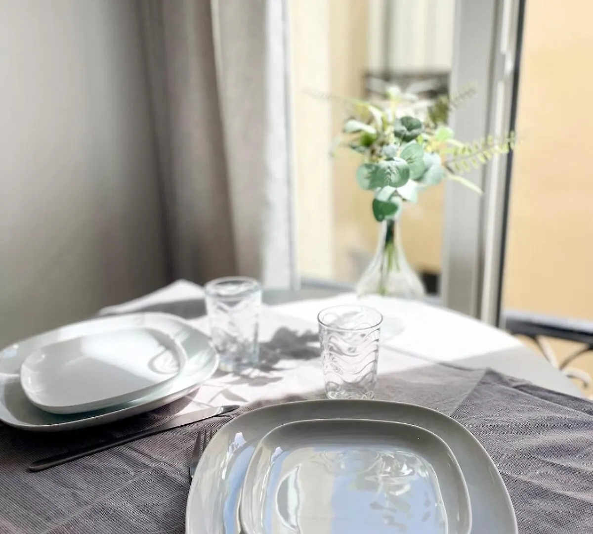 Daire Cosy Flat Bastille & Marais - Wifi Fibre & Netflix Paris